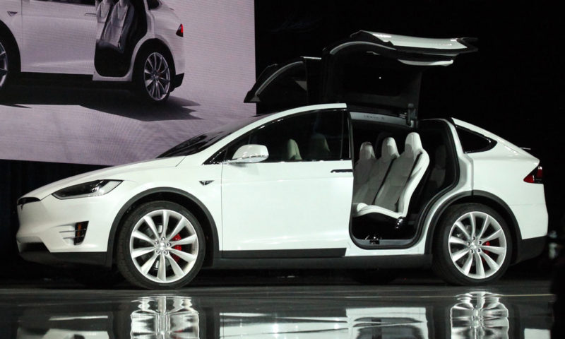Tesla-Model-X