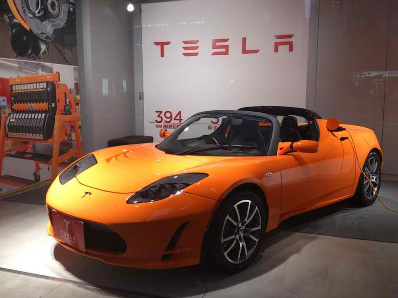 Tesla-Roadster