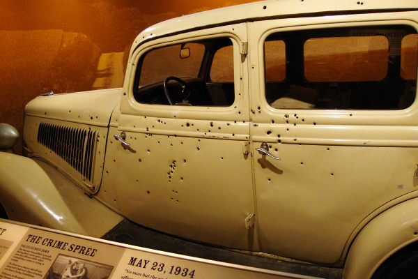 bonnie_and_clyde_ford