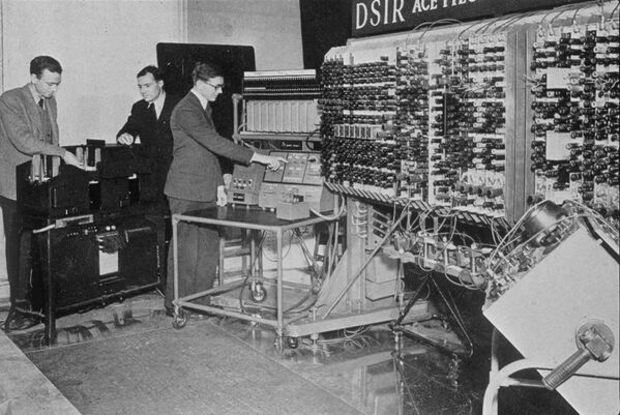 the-first-computer-in-england-1950