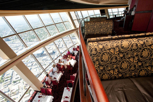 stratosphere-restaurant